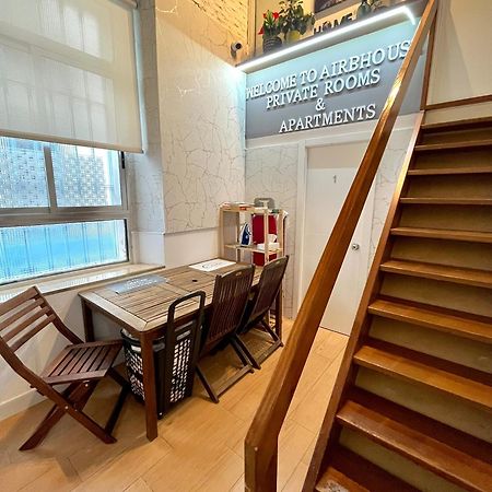Airbhouse Private Rooms & Apartments 세비야 외부 사진