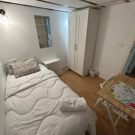 Airbhouse Private Rooms & Apartments 세비야 외부 사진
