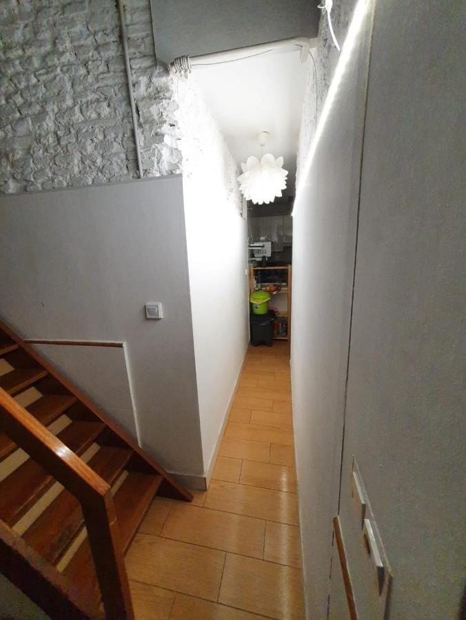 Airbhouse Private Rooms & Apartments 세비야 외부 사진