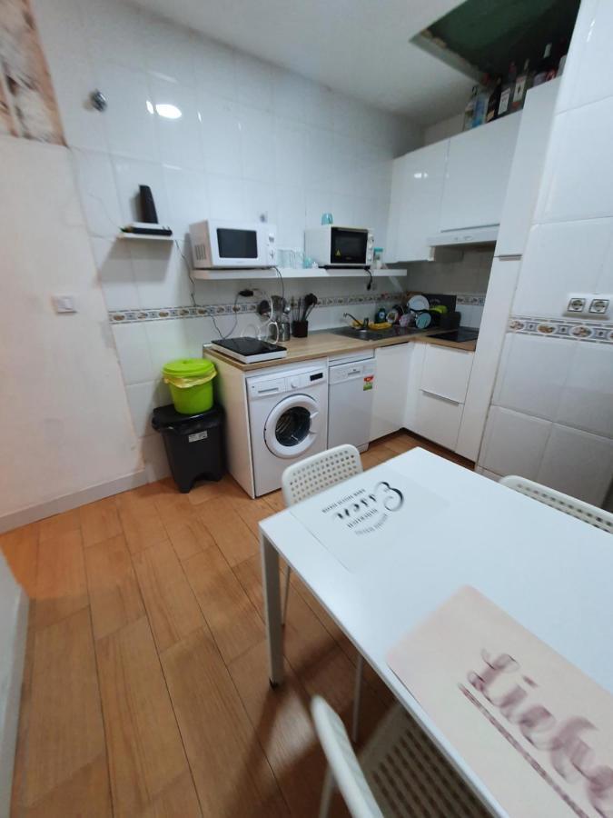 Airbhouse Private Rooms & Apartments 세비야 외부 사진