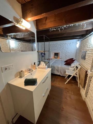 Airbhouse Private Rooms & Apartments 세비야 외부 사진